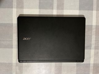 Acer Aspire ES1-523 AMD A4-7210 R3 Graphics