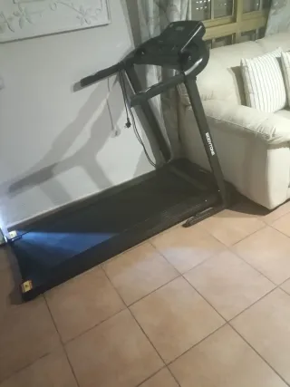 Cinta de correr Bodytone, sin apenas uso. 