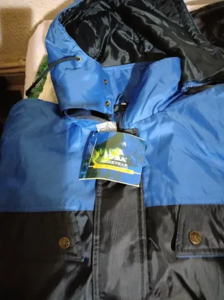 Chaqueta LUXA azul y negra