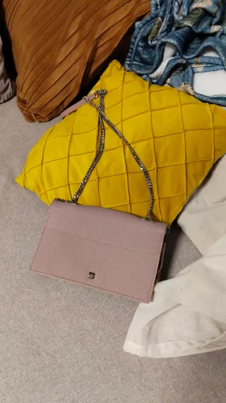 Bolso Purificación García rosa y plateado