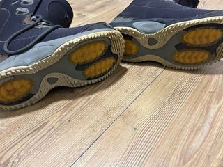Scarponi da snowboard da uomo Burton
TAGLIA 42