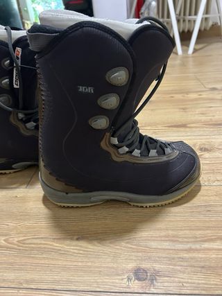Scarponi da snowboard da uomo Burton
TAGLIA 42