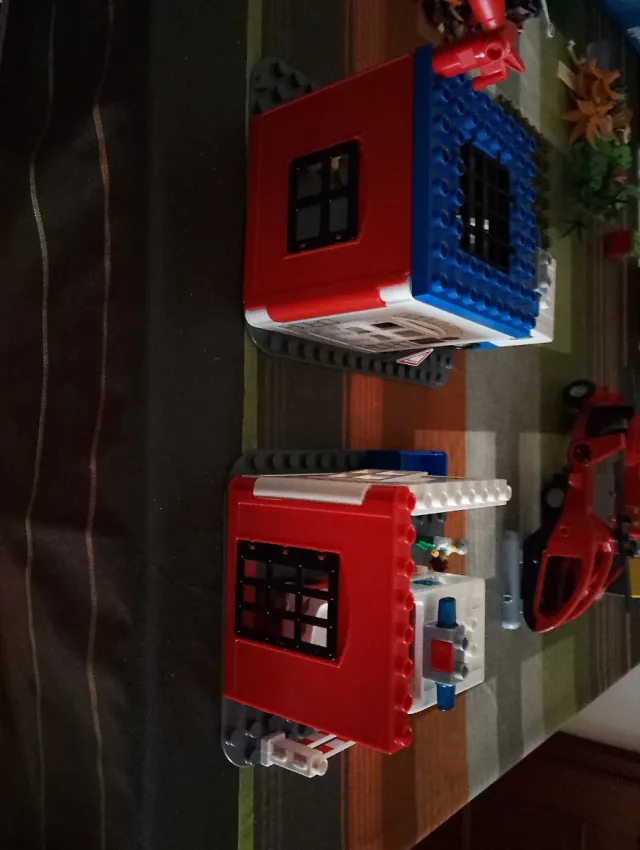 Lego City: Ambulancia y Policía