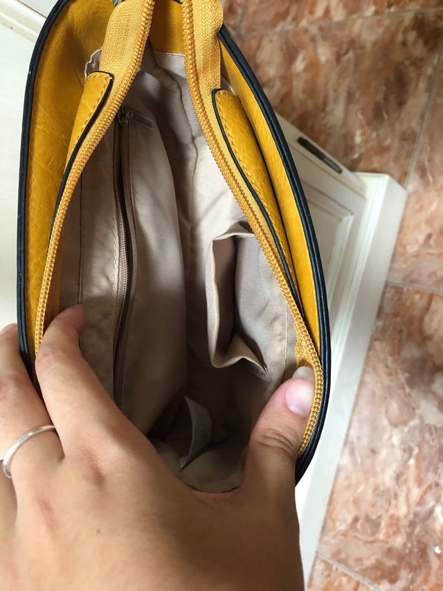Bolso amarillo mostaza