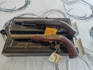 Lote 2 Pistolas Antiguas Reproducción