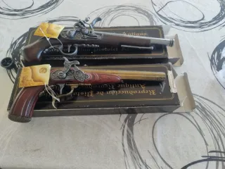 Lote 2 Pistolas Antiguas Reproducción