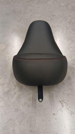 ASIENTO HARLEY DAVIDSON ROADSTER 1200