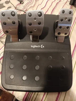 Logitech G29 con cambio manual