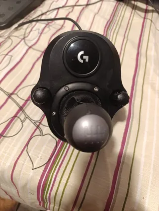 Logitech G29 con cambio manual