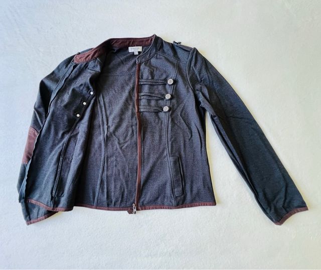 Chaqueta Cortefiel militar gris