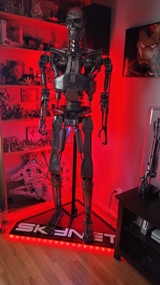 Cine- Terminator T-800 Tamaño Real