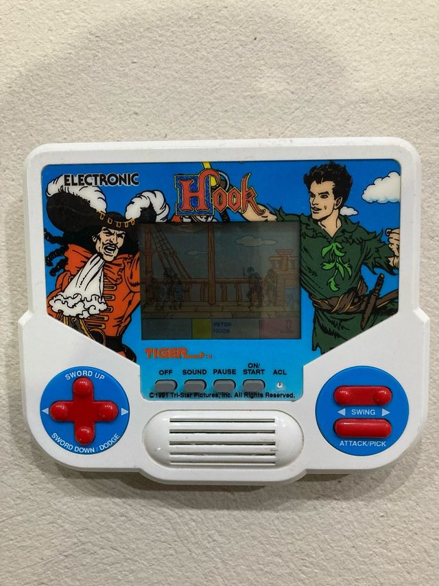 Videogames Tiger vintage Hook
