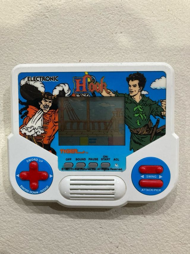 Videogames Tiger vintage Hook
