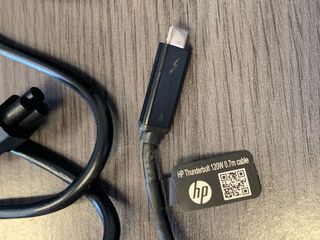 Base Thunderbolt - HP