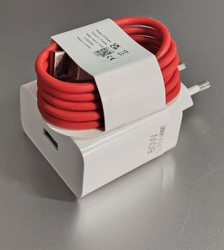 Caricabatterie condivisibile OnePlus/OPPO da 80 W + cavo da 1 m