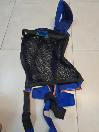 Imbracatura per il trasporto di tavole da surf/paddle