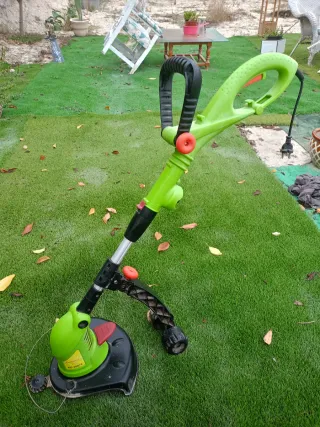 Cortabordes eléctrico césped y hierba