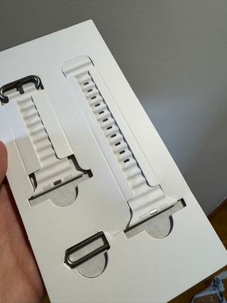 Correa Apple Watch Ultra Blanca y Plateada