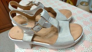Sandalias Beige Tacon Plataforma Talla 39