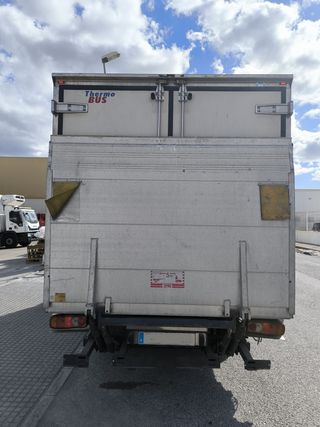 Camión Nissan C-3469