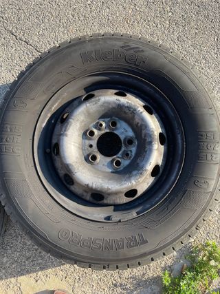 Neumático Kleber Transpro 215/70R15C