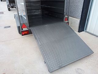 NUEVO: Remolque dos ejes con freno 220x130x130