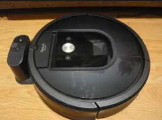 Aspirador Roomba Negro