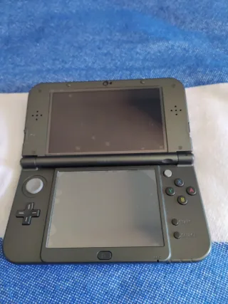 Nintendo New 3DS XL Edición Majora's Mask 