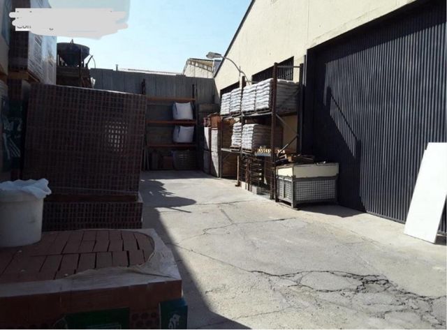 Nave comercial industrial en Mejorada del Campo