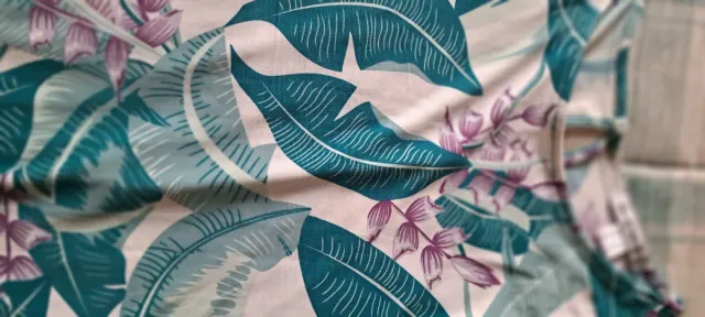 Vestido estampado hojas tropicales