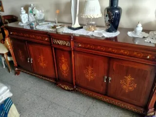 Mueble Comedor Madera Maciza
!! Urge vender!!