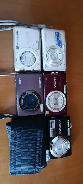 Confezione da 5 fotocamere digitali Canon, Nikon, Sony, Samsu