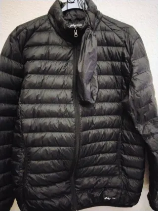 Chaqueta de plumas METEO negra