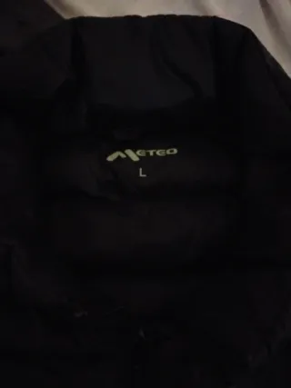 Chaqueta de plumas METEO negra