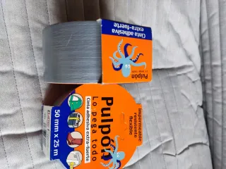 4 Rollos Cinta americana Adhesiva extra fuerte .