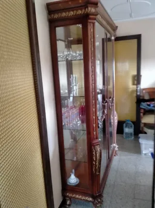 Vitrina Rústica Madera y Cristal
!!!! Urge vender!