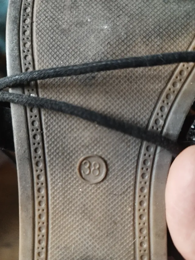 Sandalias Españolas Color Beige Negro