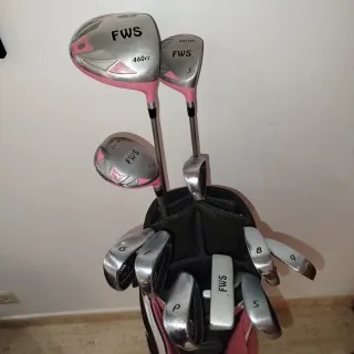 Bolsa y palos de golf para mujer