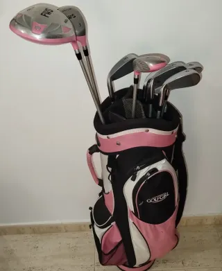 Bolsa y palos de golf para mujer