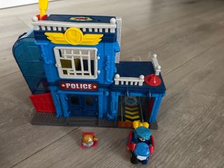 Comisaría Superzings