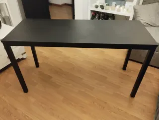Mesa escritorio diseño negro