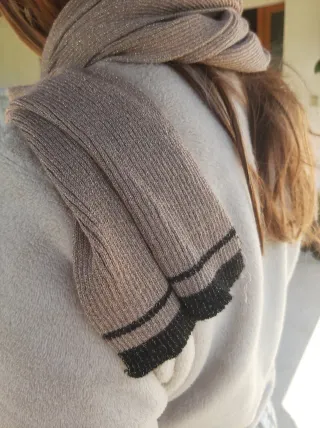 Sciarpa elegante Zara – nero/beige