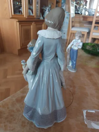 Figura Lladró Madre con Niños