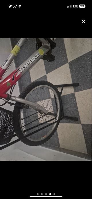 Bicicleta TOP BIKE roja y plateada