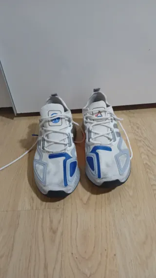 Zapatillas Adidas Blancas y Azules