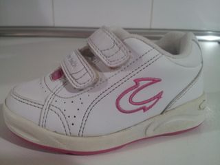 Zapatillas niña John Smith Talla 22