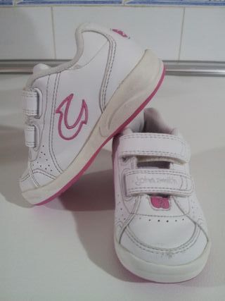 Zapatillas niña John Smith Talla 22