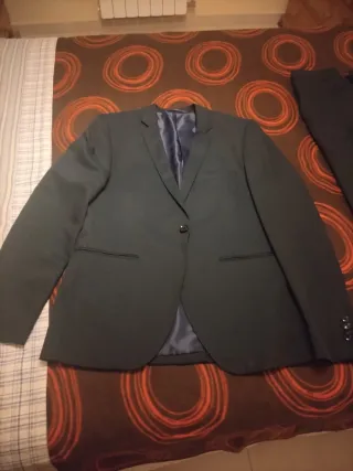 Traje italiano verde azulado Talla 52 con camisa 
