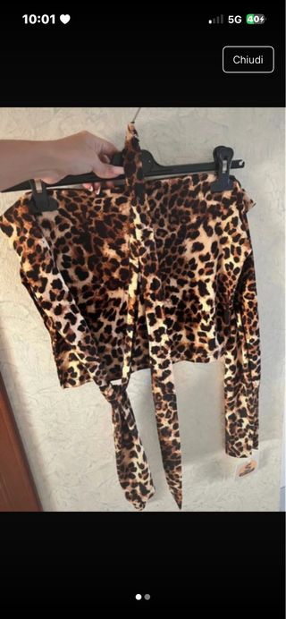 Maglia leopardata taglia unica con foulard 