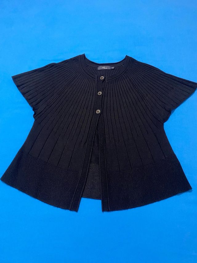 Rebeca negra corta de punto